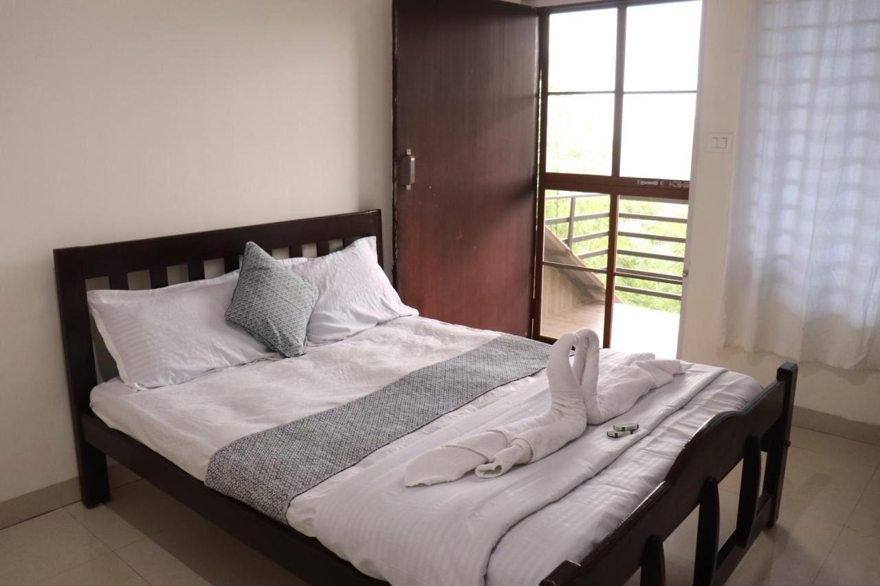 Coorg Nature Breeze Home Stay Madikeri Ngoại thất bức ảnh